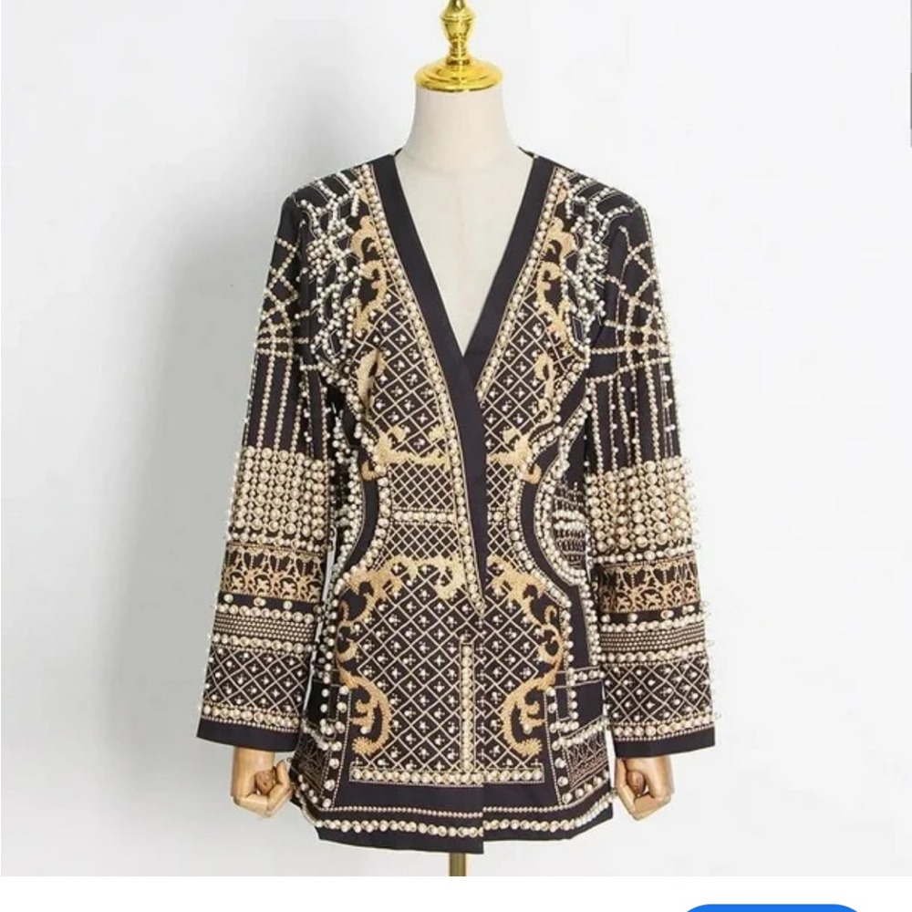 Stunning pearl boutique blazer NWOT